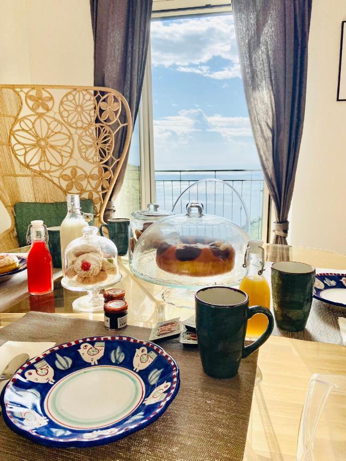 Appartamento Borgo Virginia - Sea View In Amalfi Coast Vietri Esterno foto